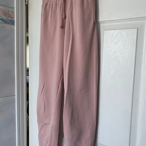 ARITZIA Tna Airy Fleece Perfect Sweatpant - Picture 7 of 10